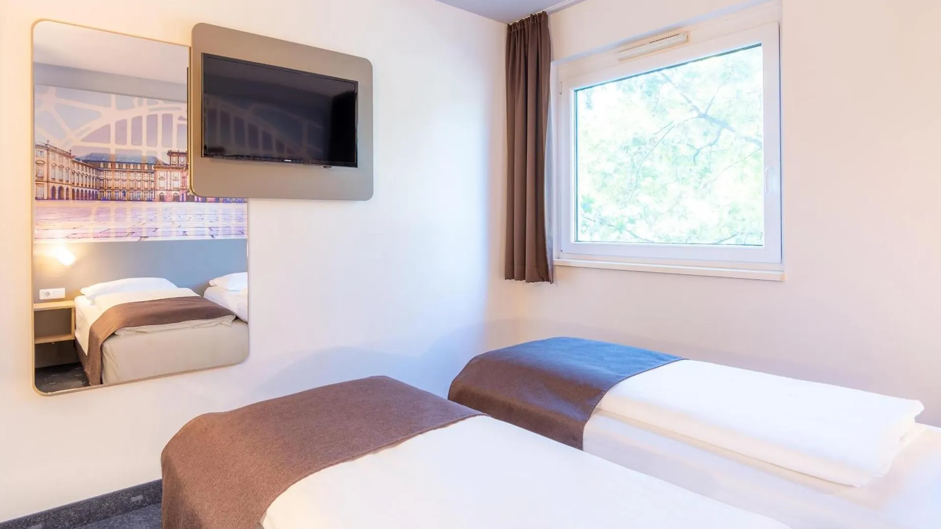 B&B Hotel Mannheim-Neuostheim 3*, MHG Németország